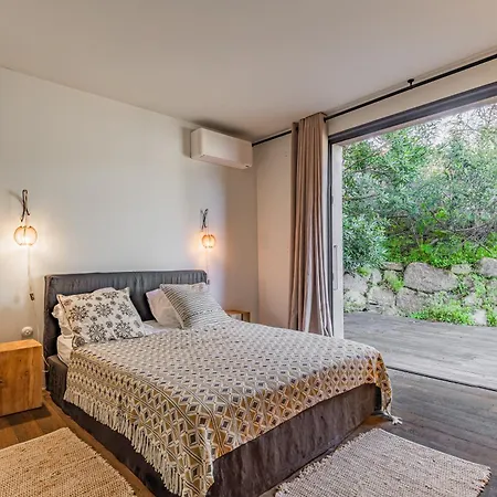Mare- Pieds Dans L'eau, 3 Chambres, Vue Villa